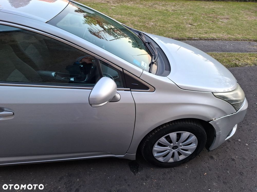 Toyota Avensis 1.8 Edition - 11