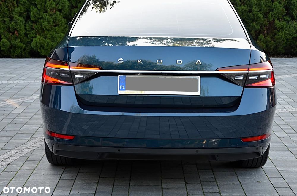 Skoda Superb 2.0 TDI SCR Active DSG - 5