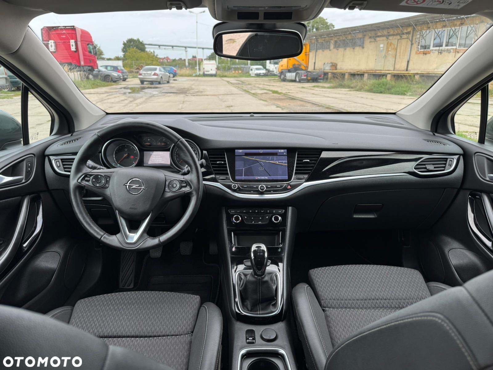 Opel Astra V 1.4 T Dynamic - 12