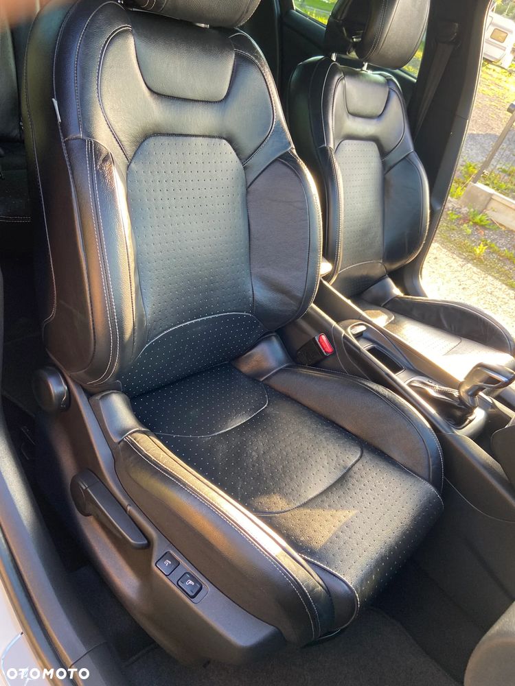 DS Automobiles DS 4 - 24