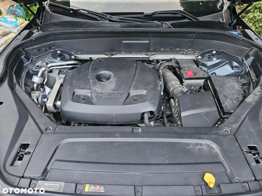 Volvo XC 90 T6 AWD Momentum Pro 7os - 22