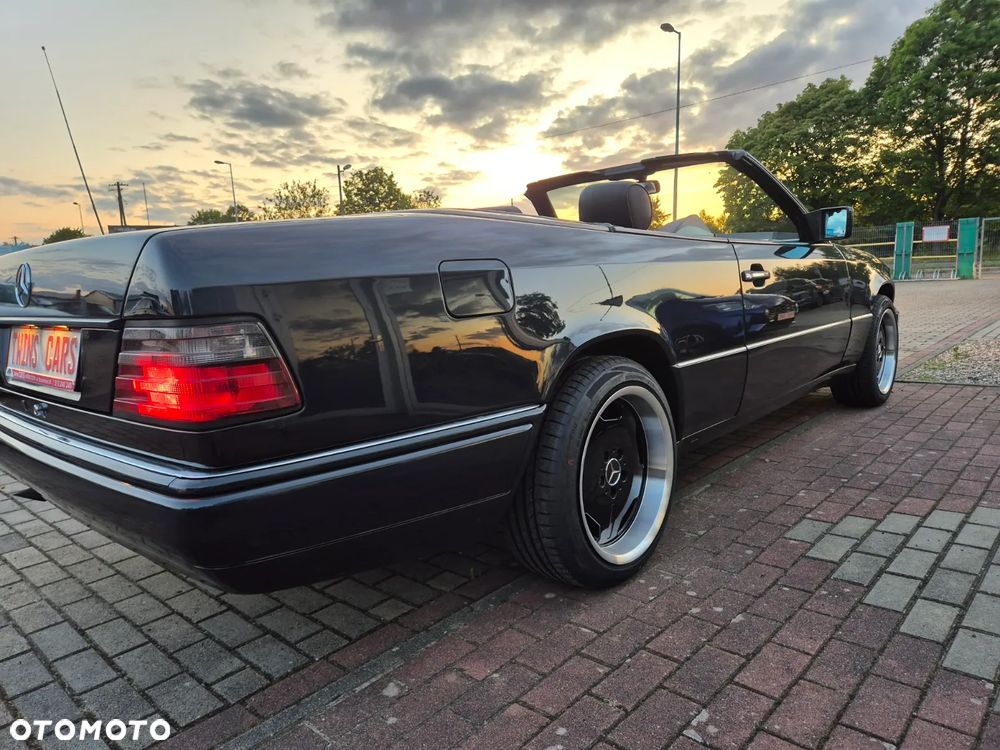 Mercedes-Benz W124 (1984-1993) - 18