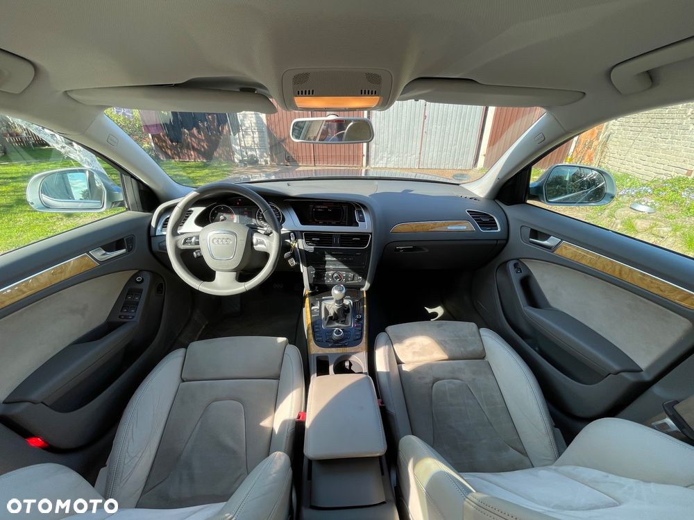 Audi A4 Limousine 2.0 TDI DPF quattro S line Sportpaket (plus) - 9