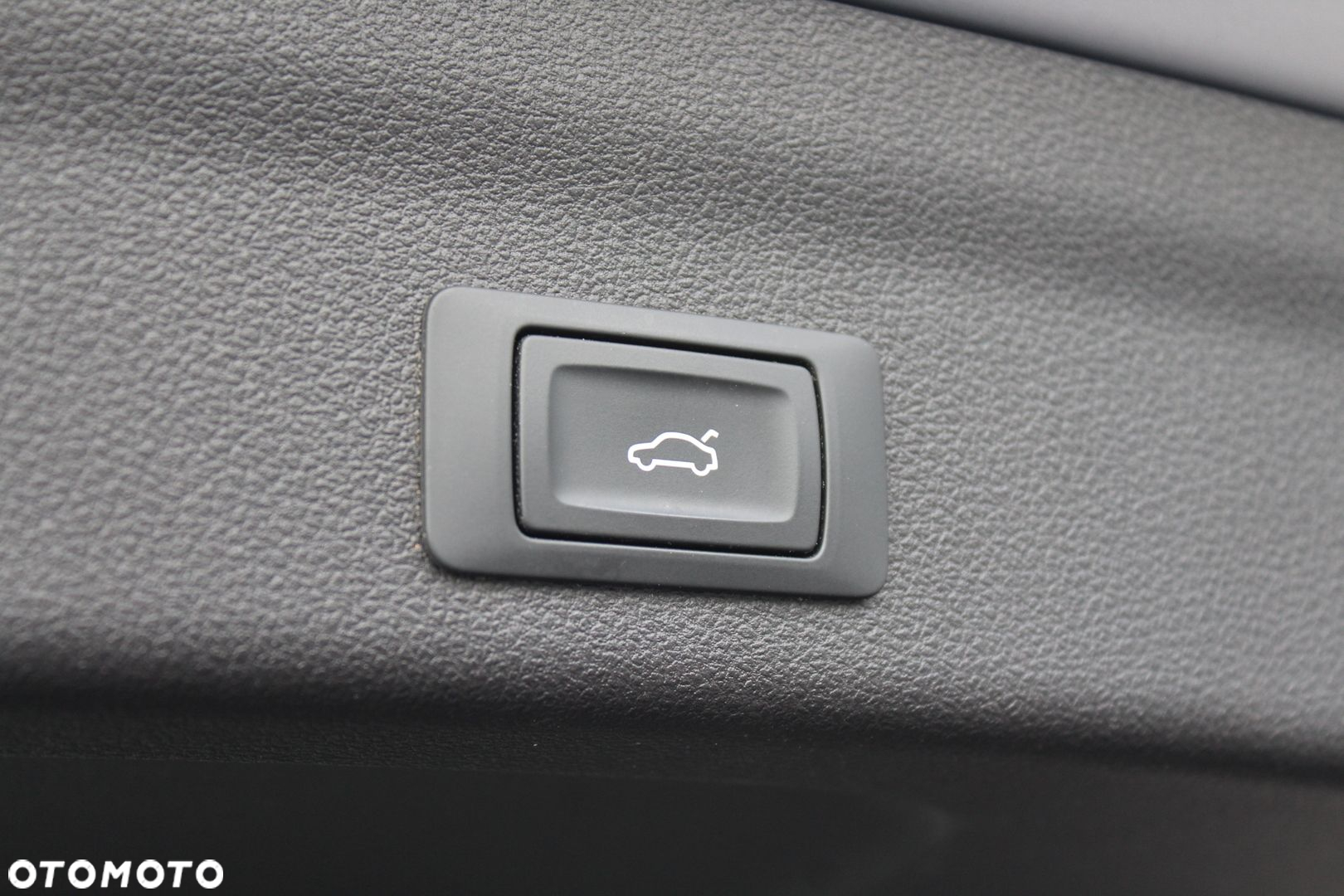 Audi A6 - 8