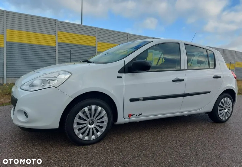 Renault Clio 1.2 16V 75 Yahoo - 23