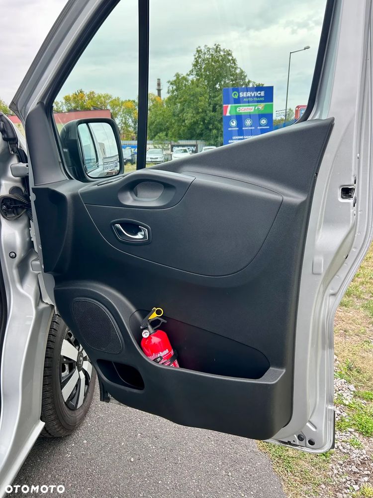 Renault Trafic 2.0 L2H1 HD Extra EDC (bryg.) - 15