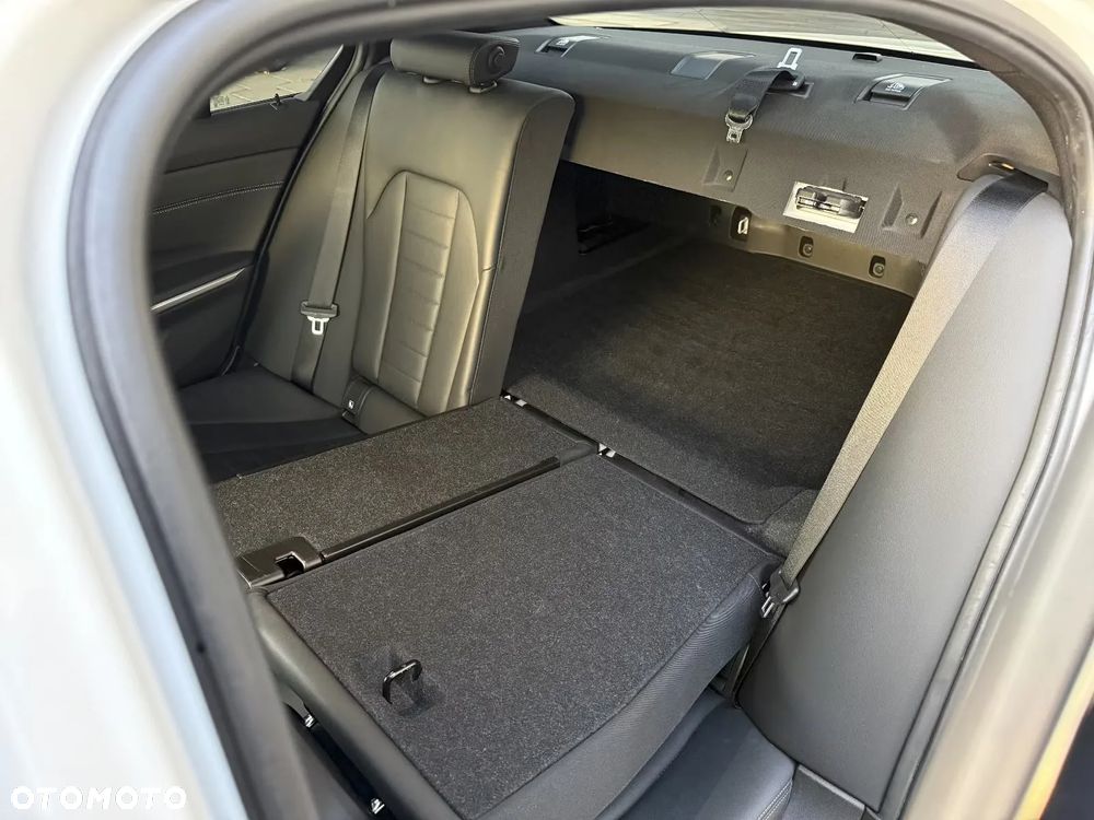 BMW Seria 3 320i Advantage sport - 20