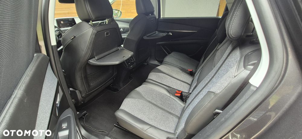 Peugeot 5008 BlueHDI 130 EAT8 Active Pack - 11