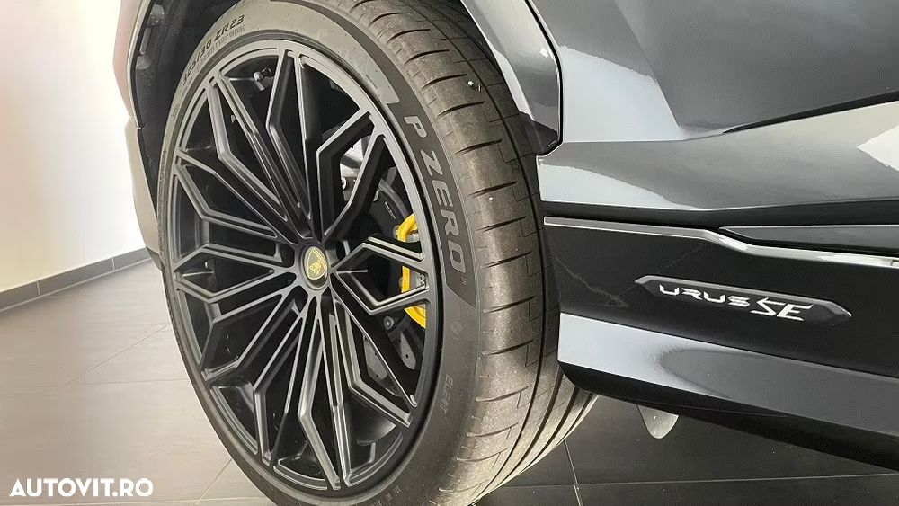 Lamborghini URUS - 6