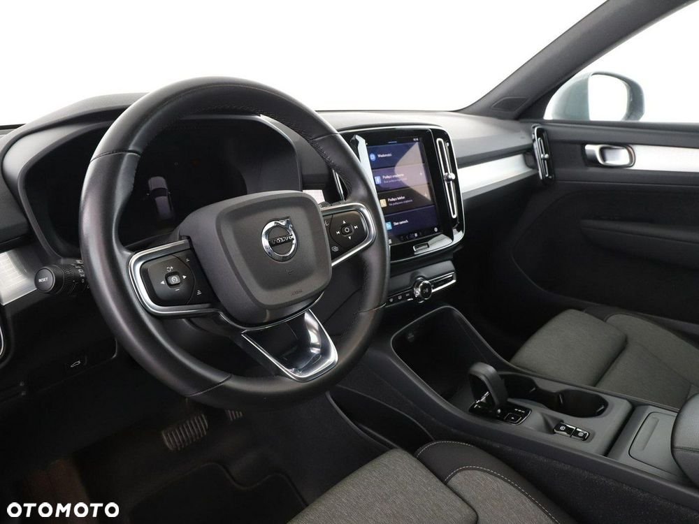 Volvo XC 40 B3 B DKG Core - 14