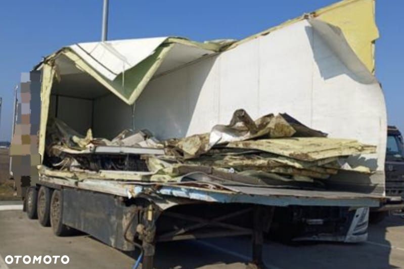 Schmitz Cargobull chlodnia sko24 2012r uszkodzona - 2