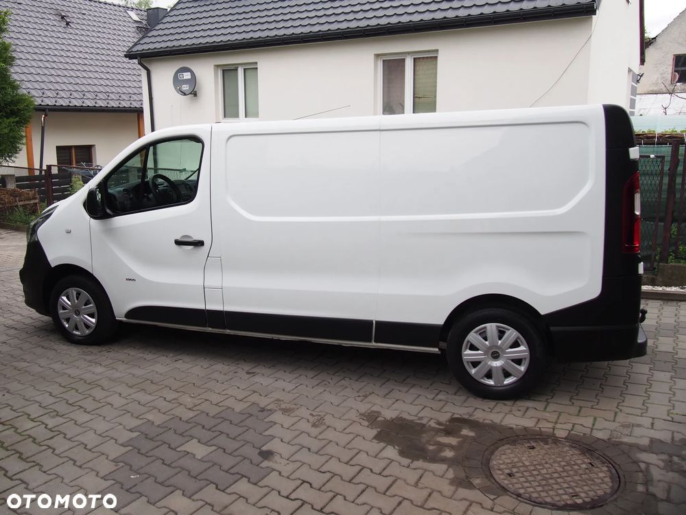 Opel vivaro - 9