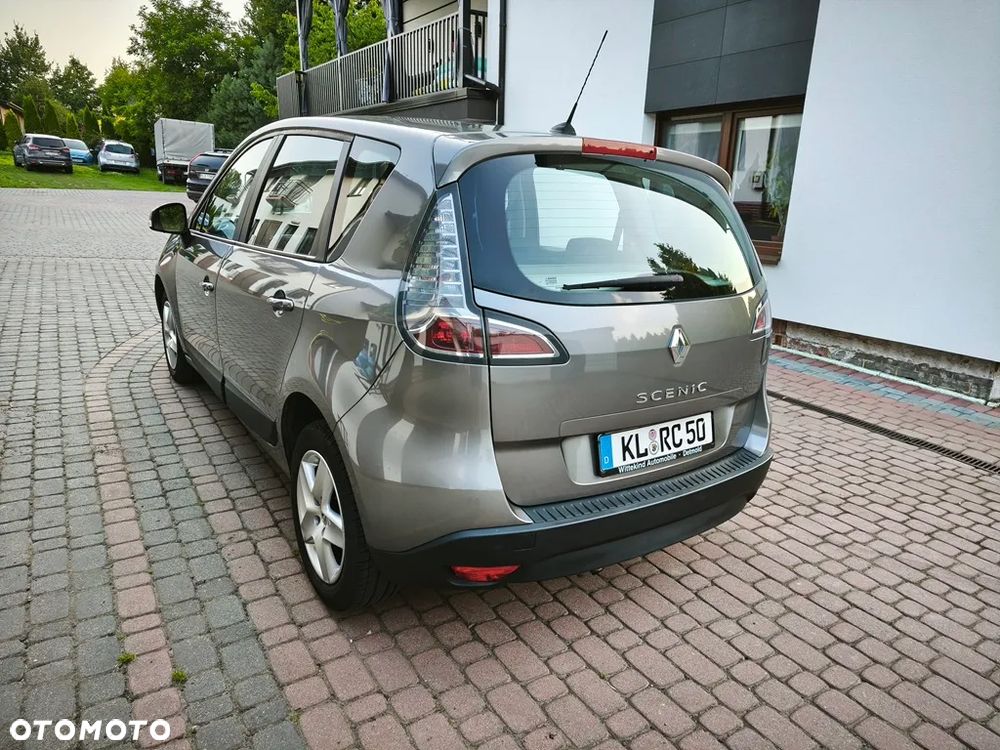 Renault Scenic 1.6 16V 110 TomTom Edition - 14