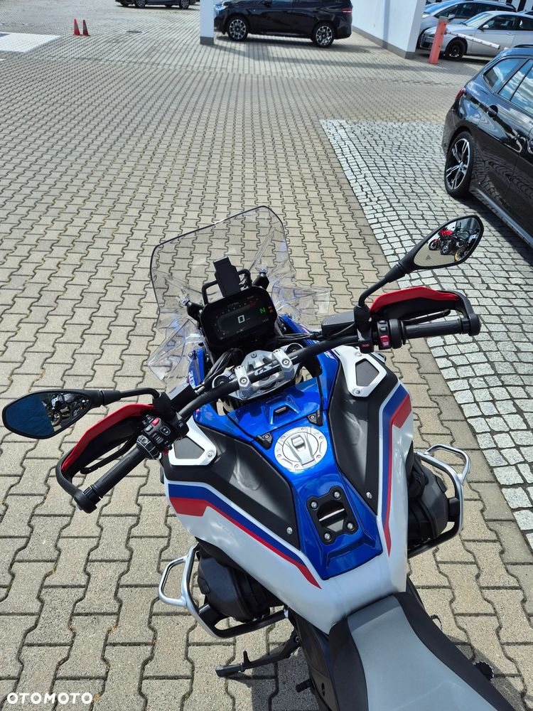 BMW Adventure - 10