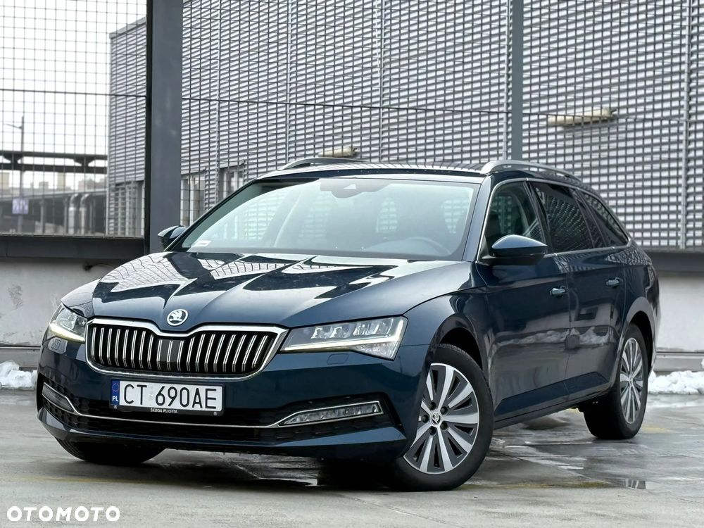 Skoda Superb 2.0 TDI SCR Sportline DSG - 2