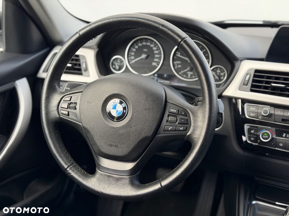 BMW Seria 3 - 27