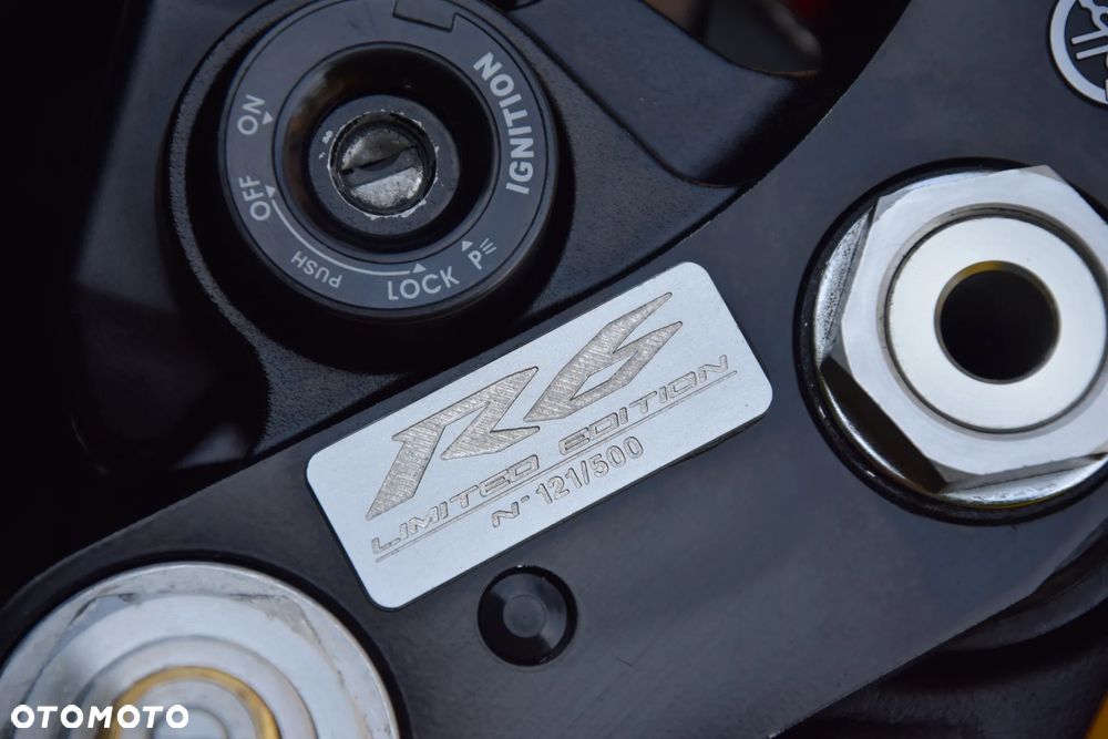 Yamaha R6 - 6