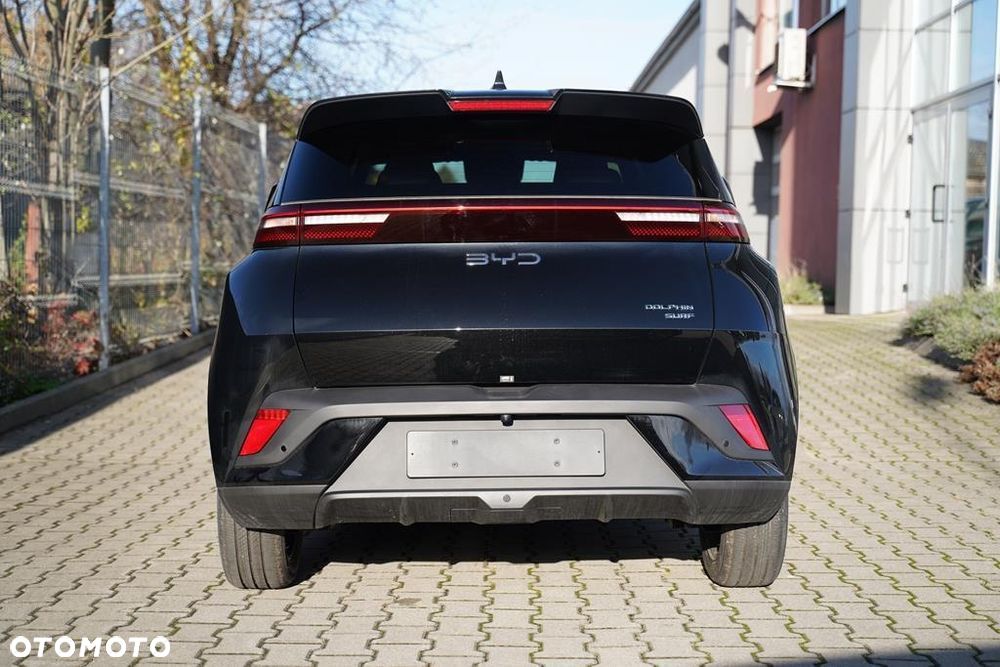 BYD Dolphin - 5
