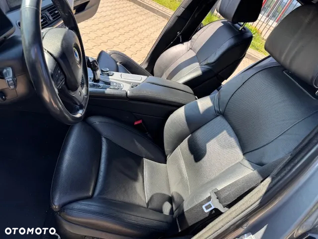 BMW Seria 5 530d xDrive - 18