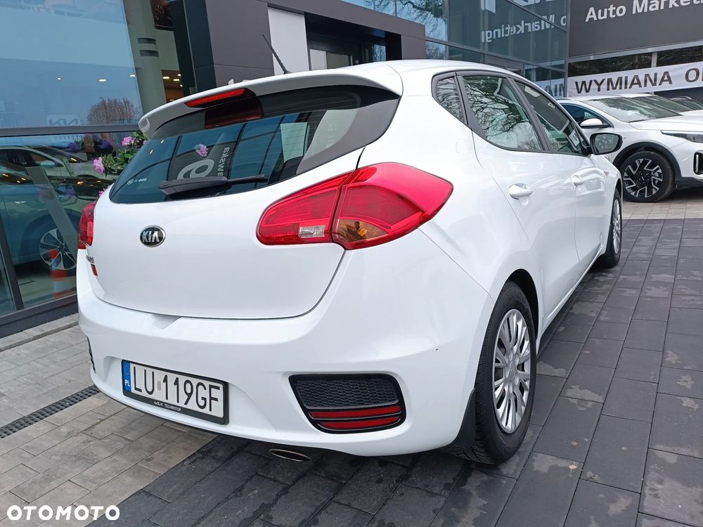 Kia Ceed - 5