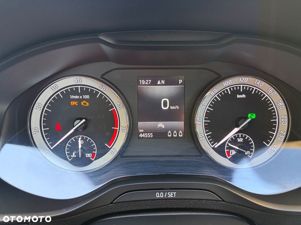 Skoda Karoq 1.5 TSI ACT Ambition DSG - 14