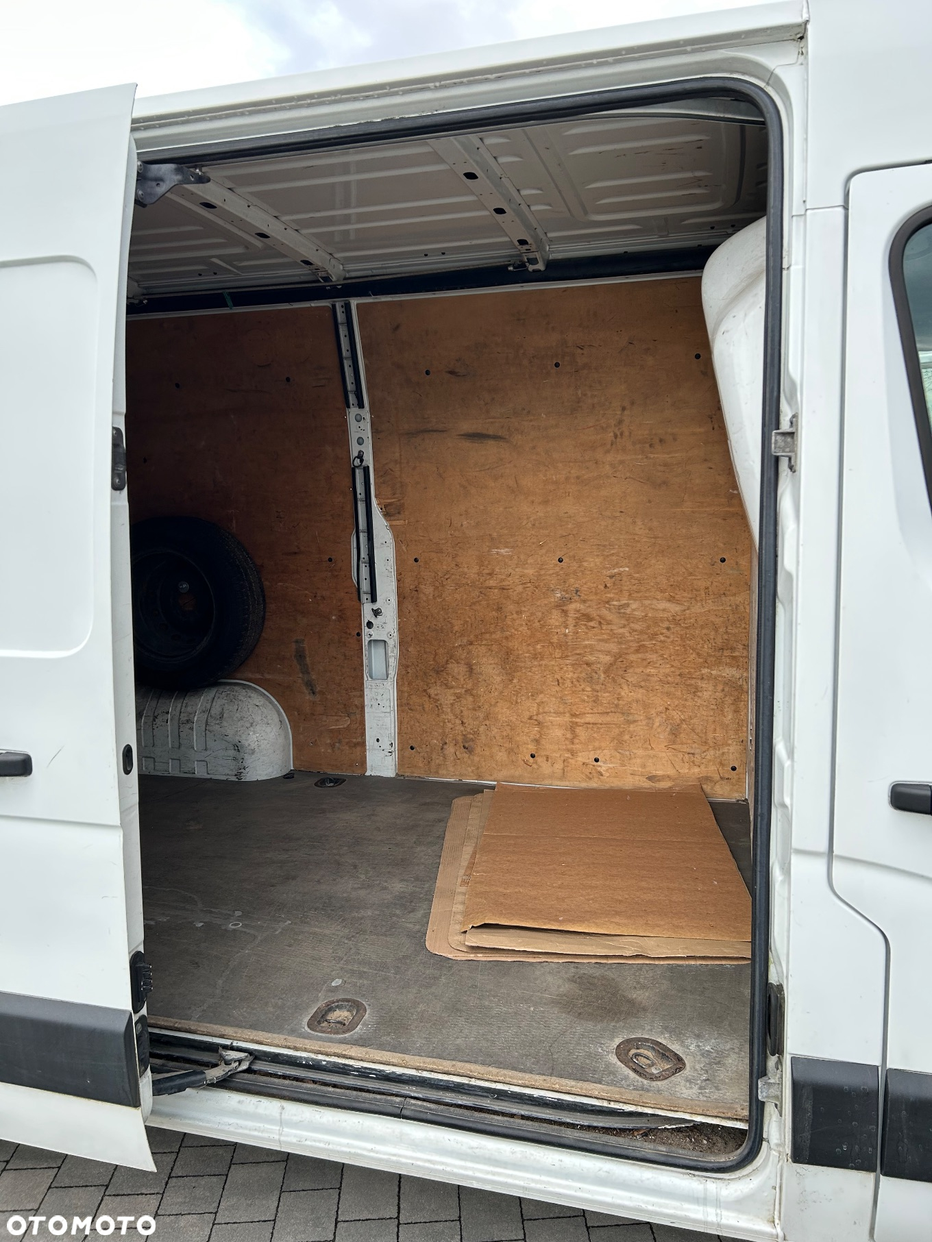 Renault Master dCi 125 FAP L2H2 - 14