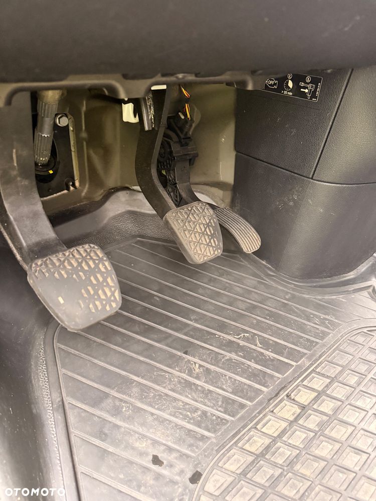 Mercedes-Benz SPRINTER - 29