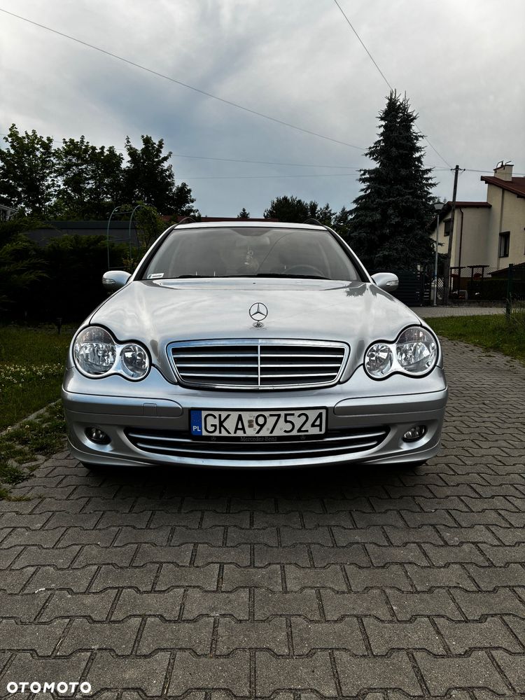 Mercedes-Benz Klasa C 180 Kompressor Automatik Classic Sport Edition - 2