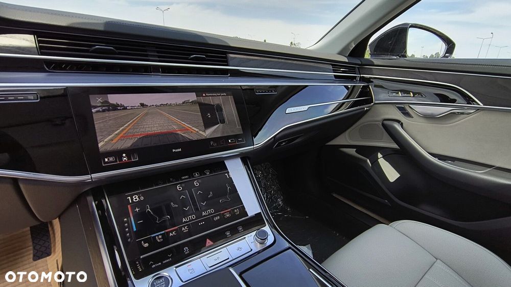 Audi A8 - 24