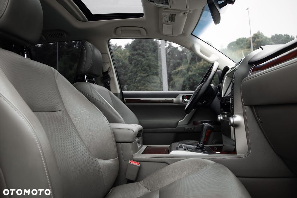 Lexus GX - 16