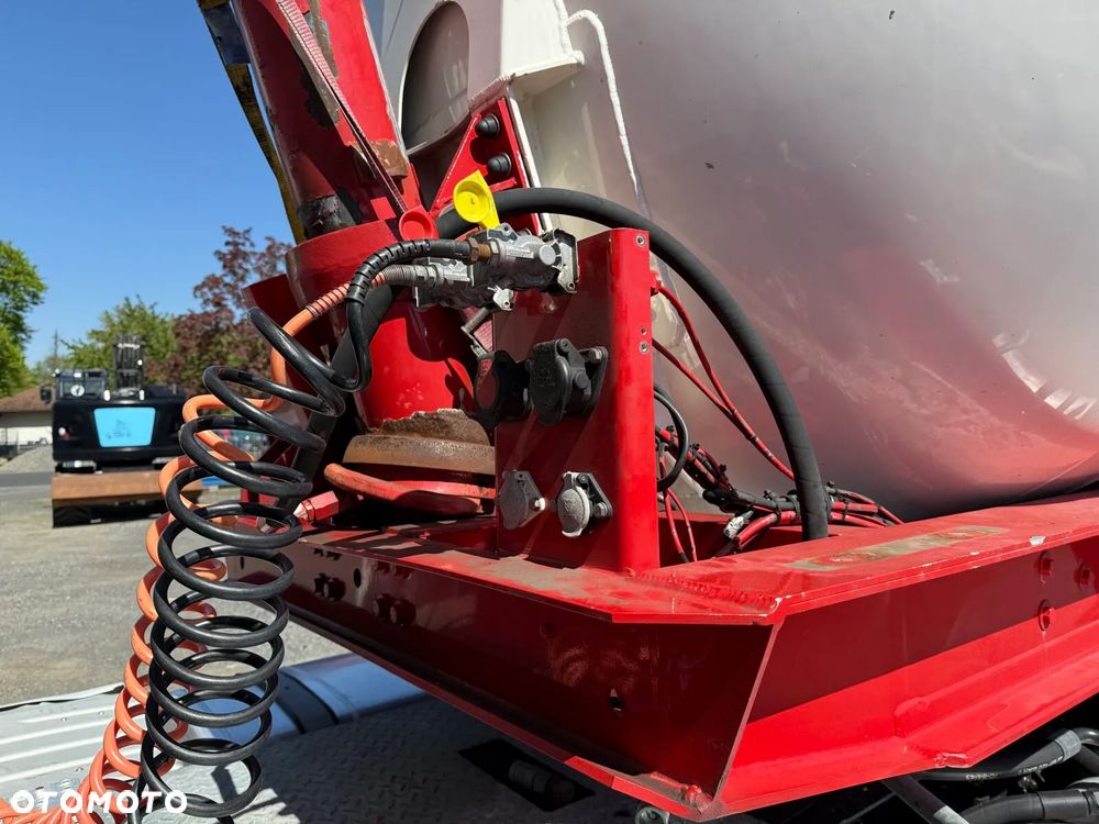 Feldbinder KIP 60.3 NACZEPA SILOS CYSTERNA - 11