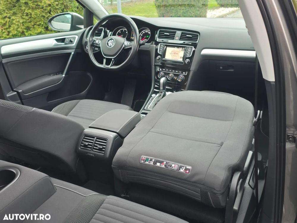 Volkswagen Golf 2.0 TDI BlueMotion Technology DSG Cup - 12