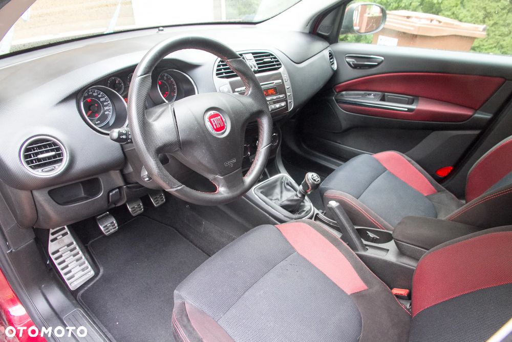 Fiat Bravo 1.4 T-JET 16V Dynamic - 17
