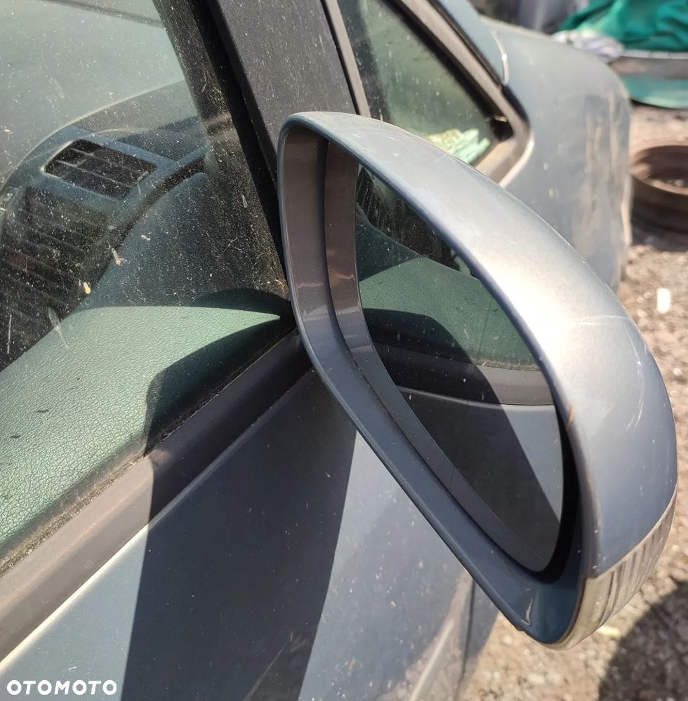 VW Touran I lusterko prawe kolor LA7X - 3