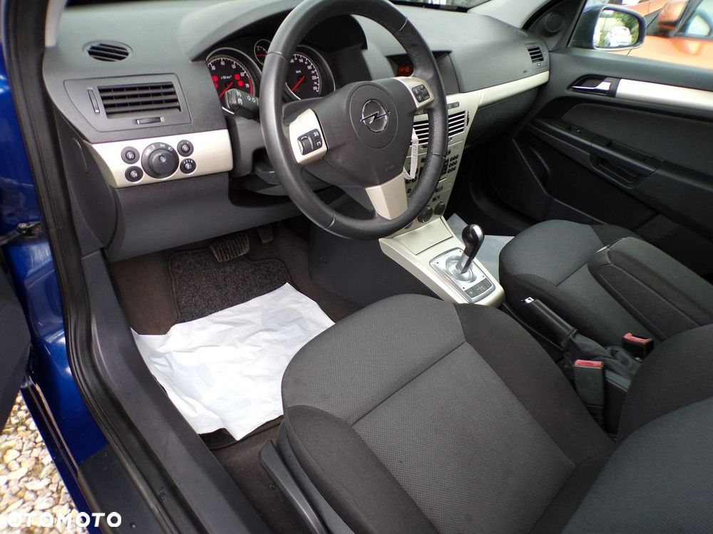Opel Astra - 18