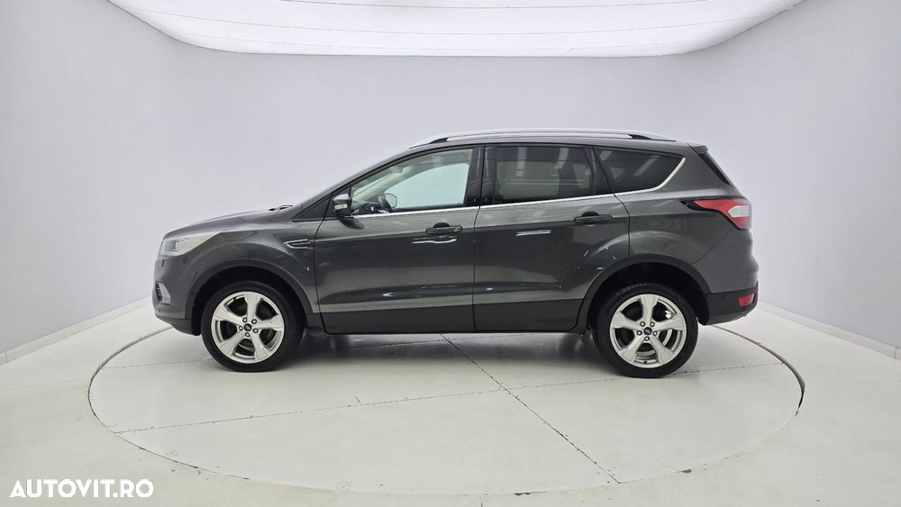 Ford Kuga - 9