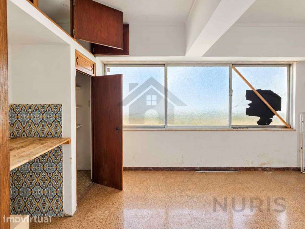 Apartamento T2 para Venda na Quinta do Amparo - Portimão - Grande imagem: 3/18