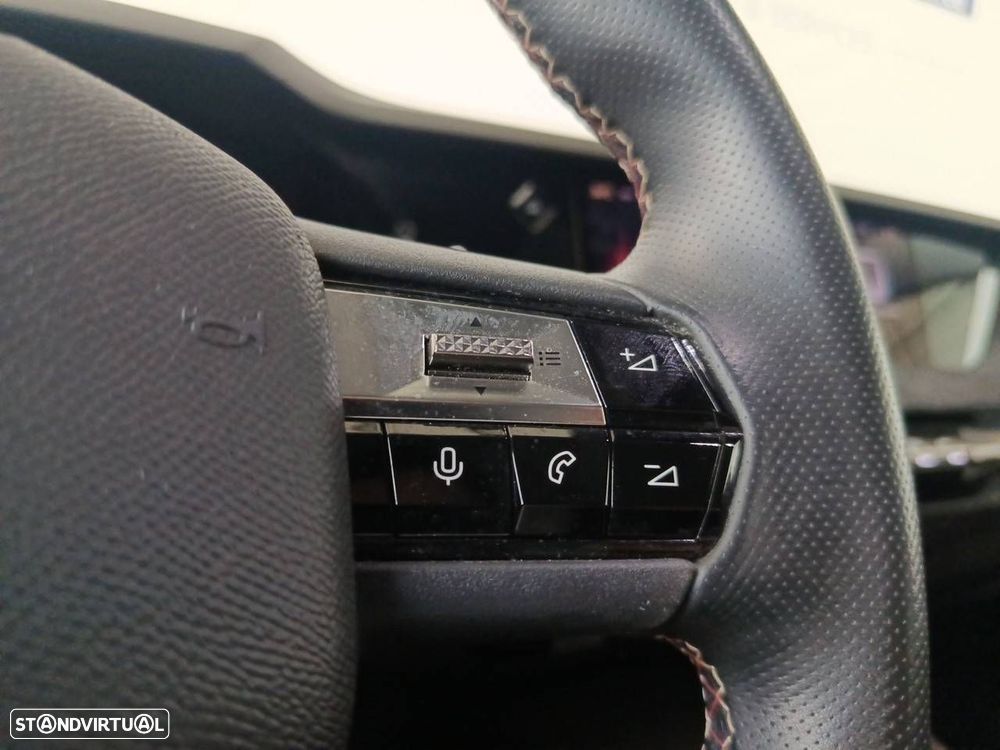 DS DS4 E-Tense Performance Line EAT8 - 20