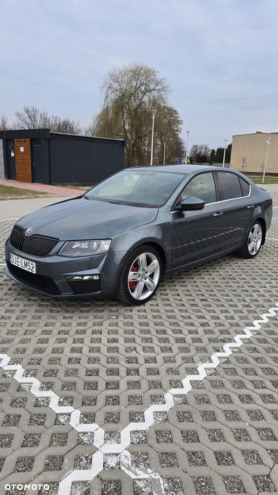 Skoda Octavia 2.0 TSI RS - 9