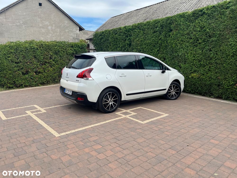 Peugeot 3008 2.0 HDi HYbrid4 - 8