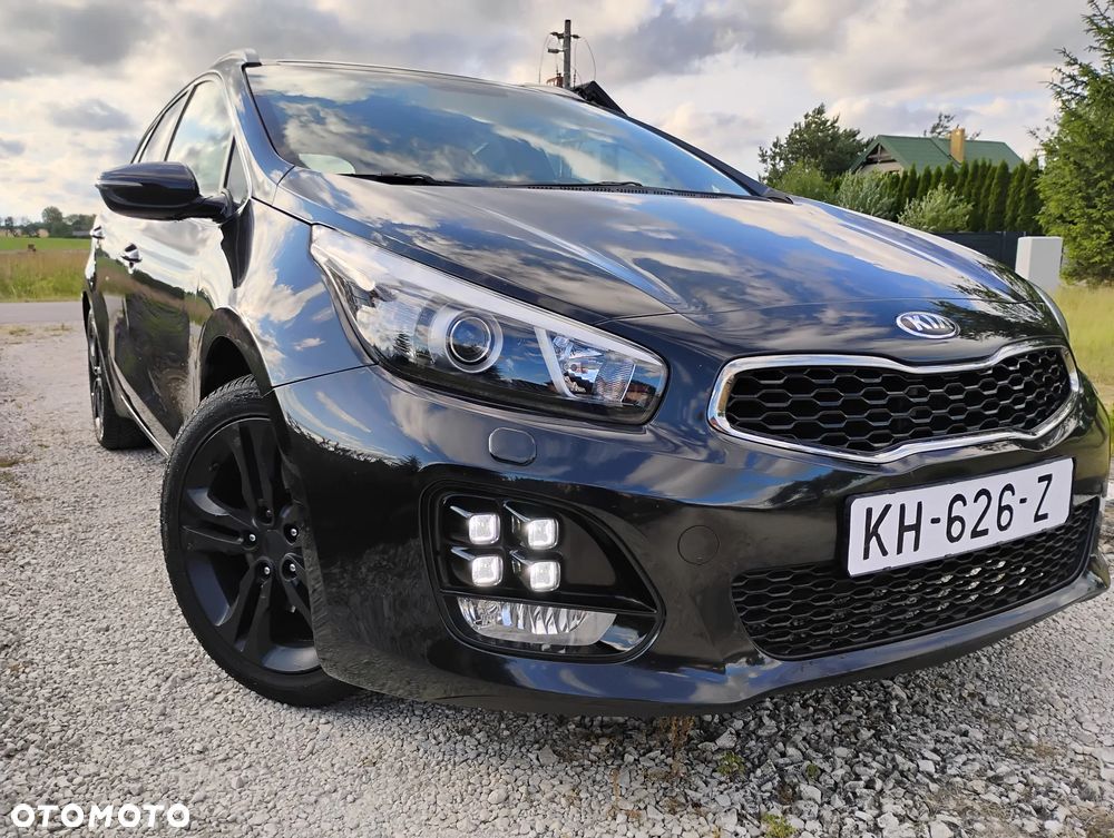 Kia Ceed 1.6 CRDi GT Line - 1