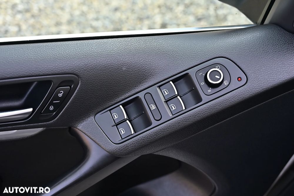 Volkswagen Tiguan - 23