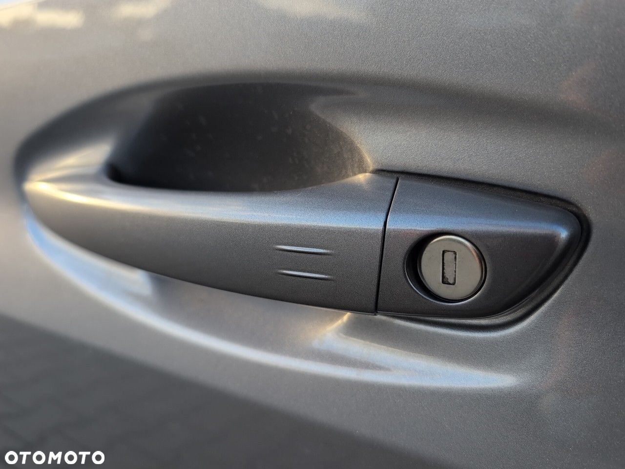 Peugeot 208 1.2 PureTech Allure Pack S&S EAT8 - 12