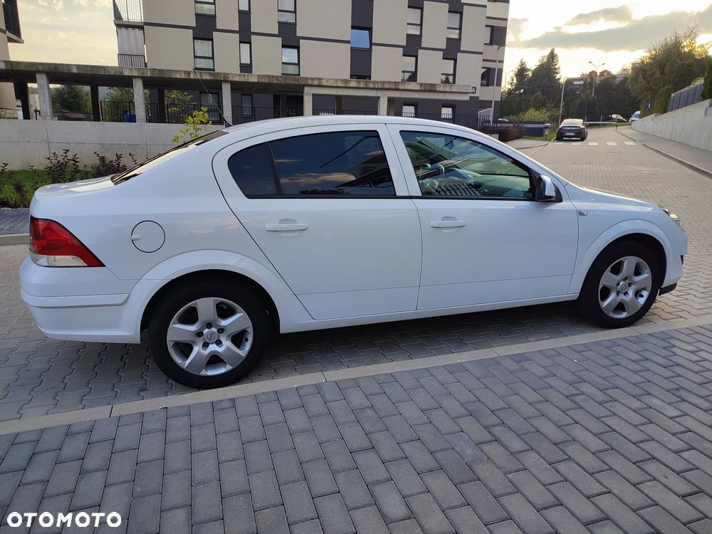 Opel Astra III 1.6 - 7