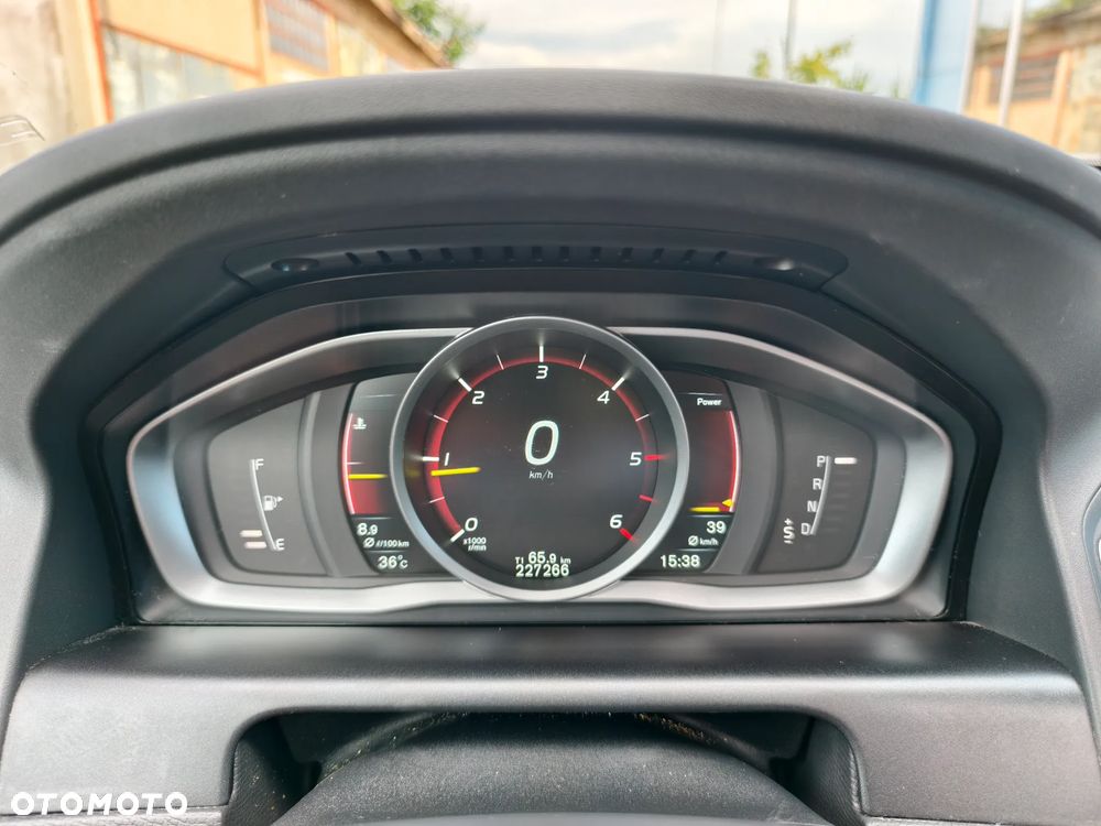 Volvo XC 60 D4 Geartronic Ocean Race - 27