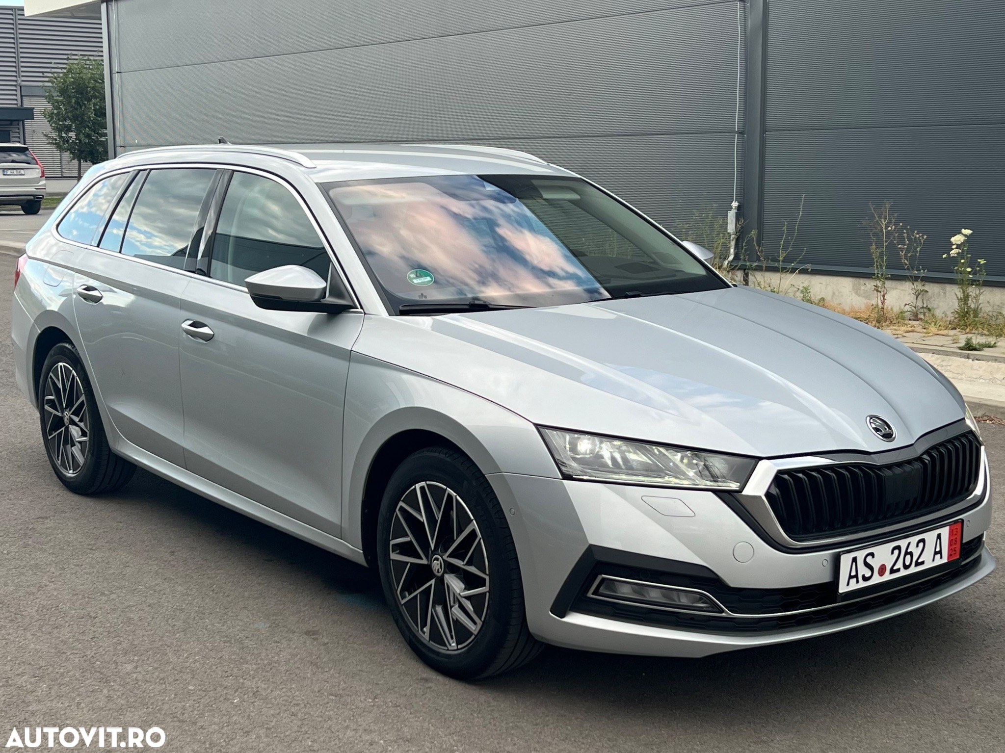 Skoda Octavia Combi 2.0 TDI Style - 2