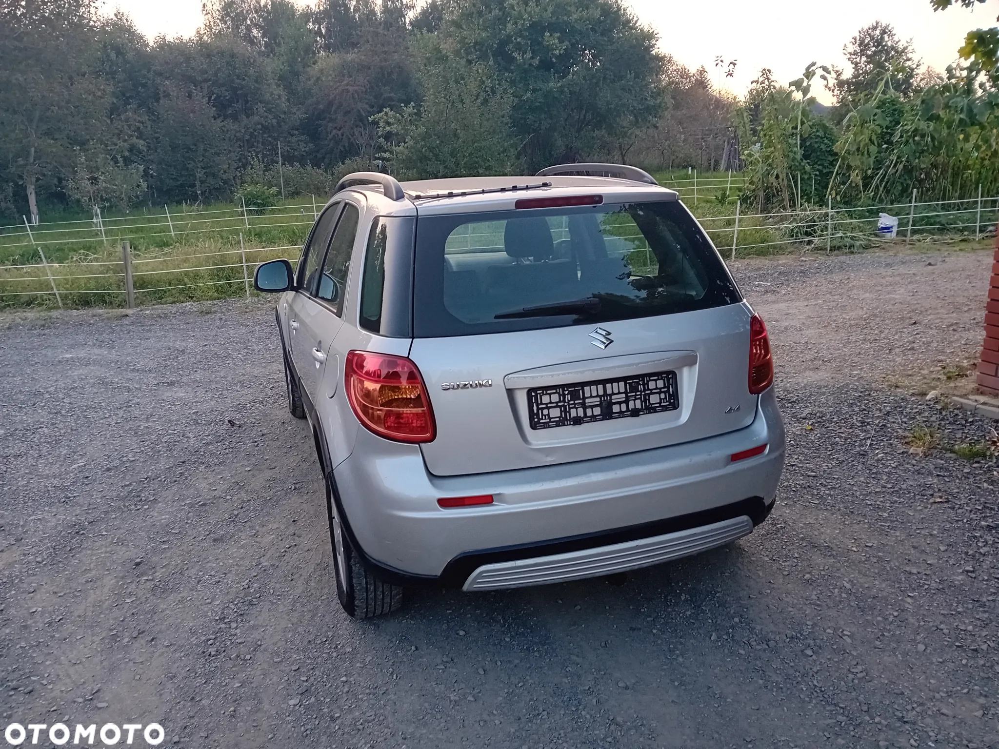 Suzuki SX4 1.9 DDiS DPF 4x4 Comfort - 5