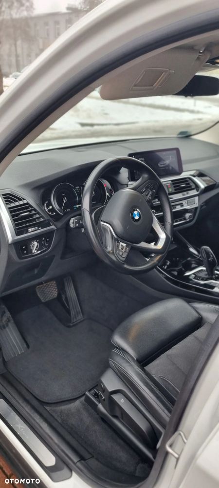 BMW X3 xDrive20i xLine - 23