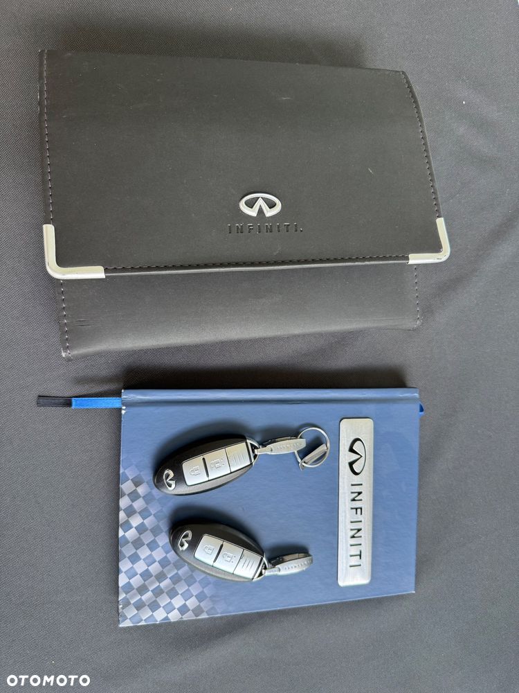 Infiniti FX FX30d S - 11