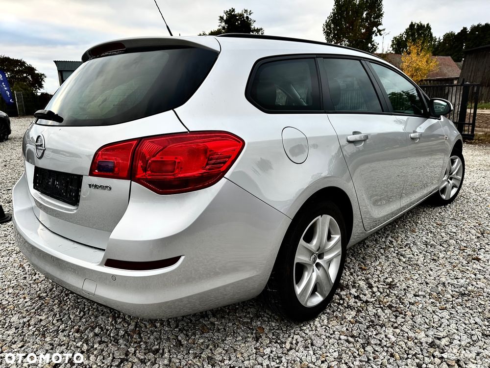 Opel Astra 1.4 Turbo - 17